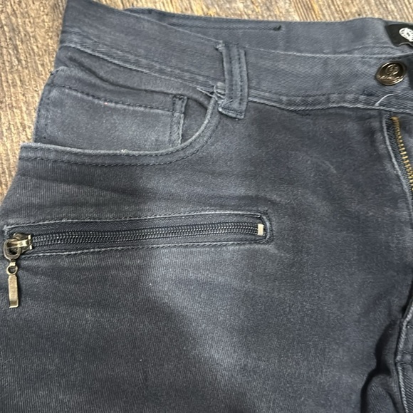 Akademiks jeans for men - Picture 6 of 10